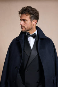 Color: Black Grosgrain