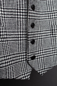 Color: Black and White