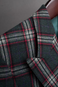 Color: Holiday Tartan