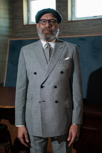 Color: Grey Puppytooth