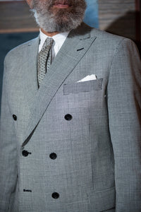 Color: Grey Puppytooth